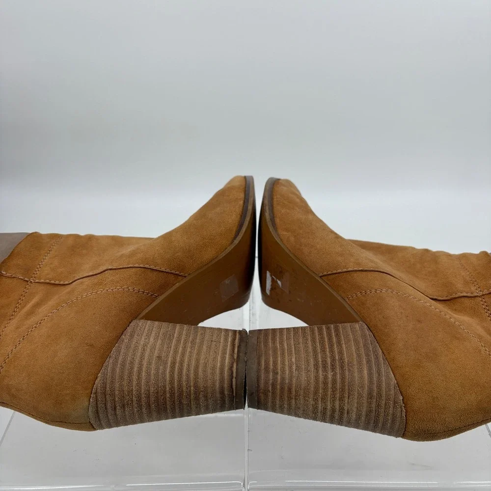 Seychelle's Fascinate Tan and Taupe Suede Ankle Booties Size 10 Block Heel Zip